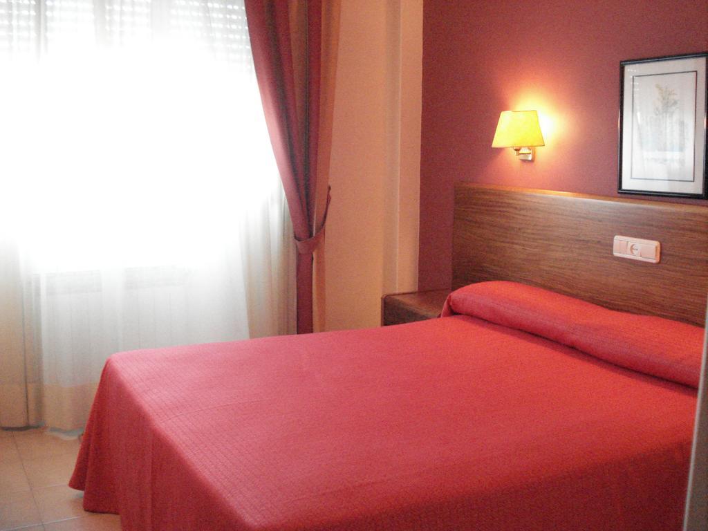 Hotel Siroco Портоново Экстерьер фото